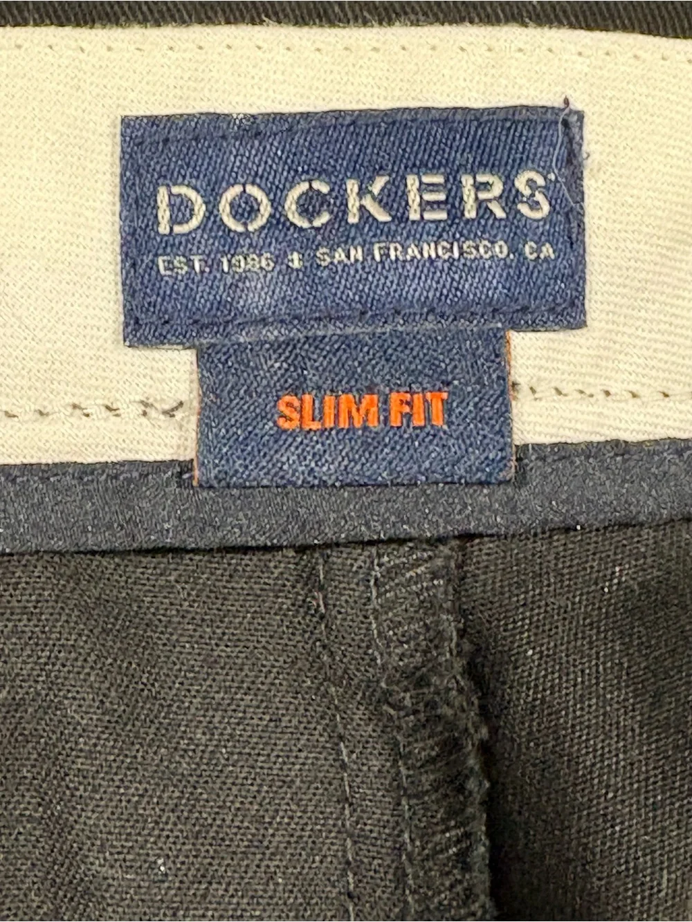 Dockers Men's Black Slim Fit Straight-Leg Chinos, 36 x 29